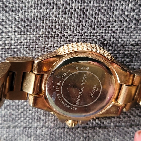 Michael Kors wrist watch - Picture 4 of 5